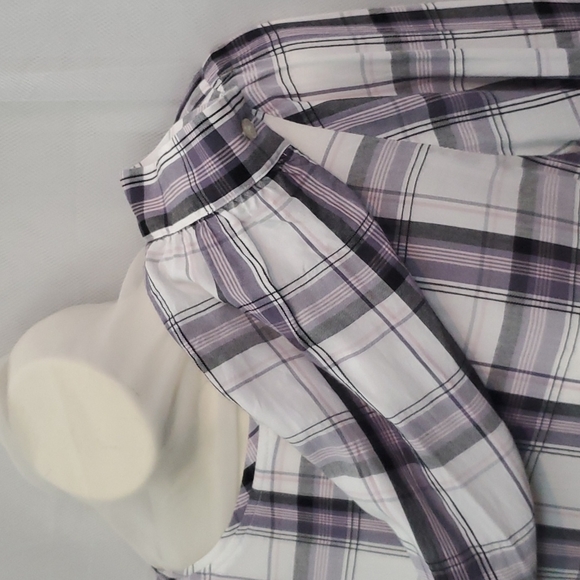 Ann Taylor LOFT Plaid Blouse Top with Keyhole Back - Picture 4 of 11